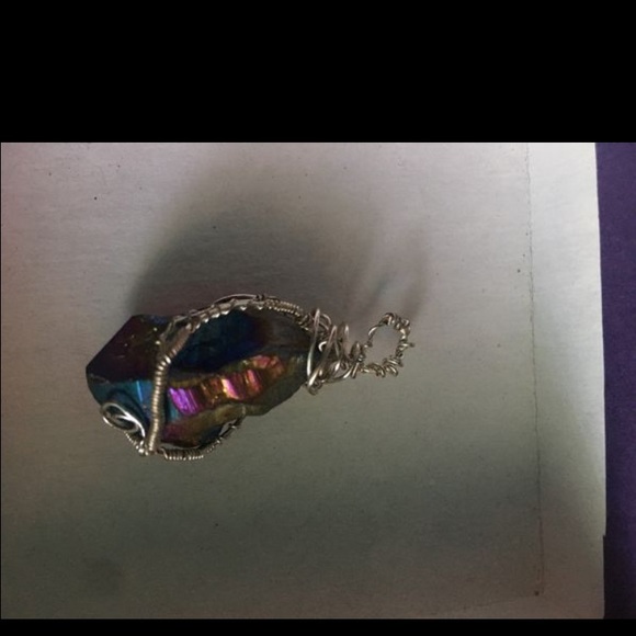 Handmade wire wrapped necklace - Picture 3 of 6